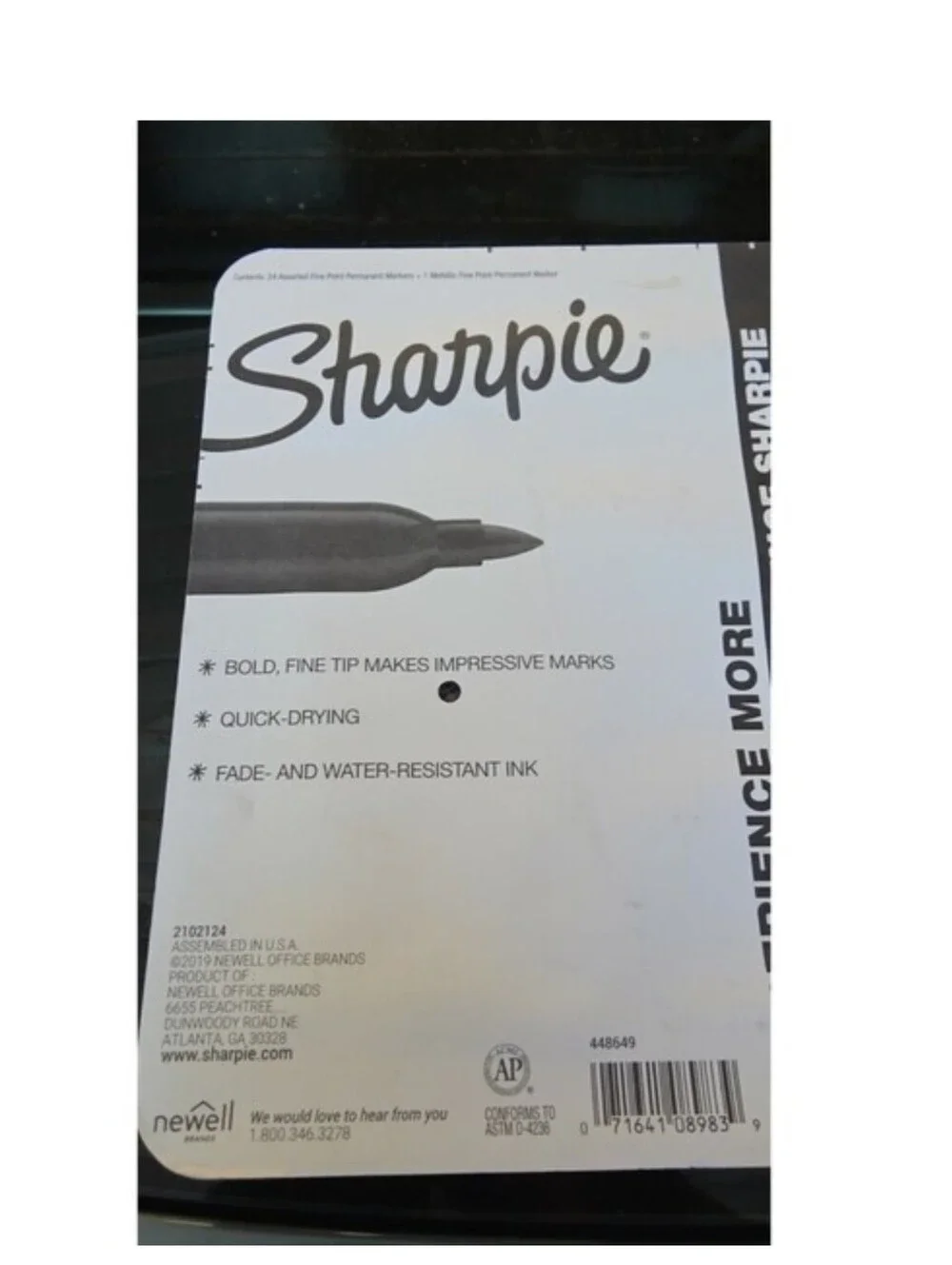 Sharpie Fine Point Color Permanent Markers-Pack of 25 (24 colors + 1 Metallic)